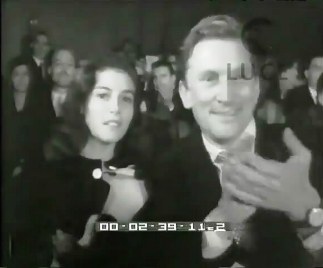 Pier Angeli con Kirk Douglas e Sandro Ruffini